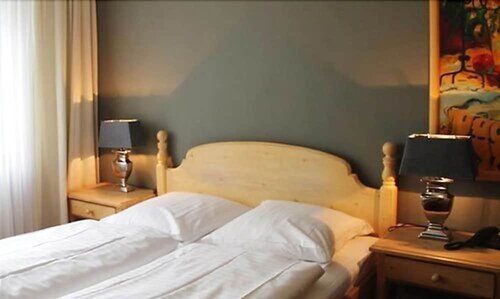 Гостиница Hotel Stickdorn в Бад-Эйнхаузене