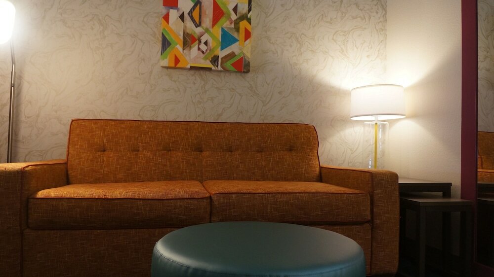 Фото Home2 Suites by Hilton Clermont