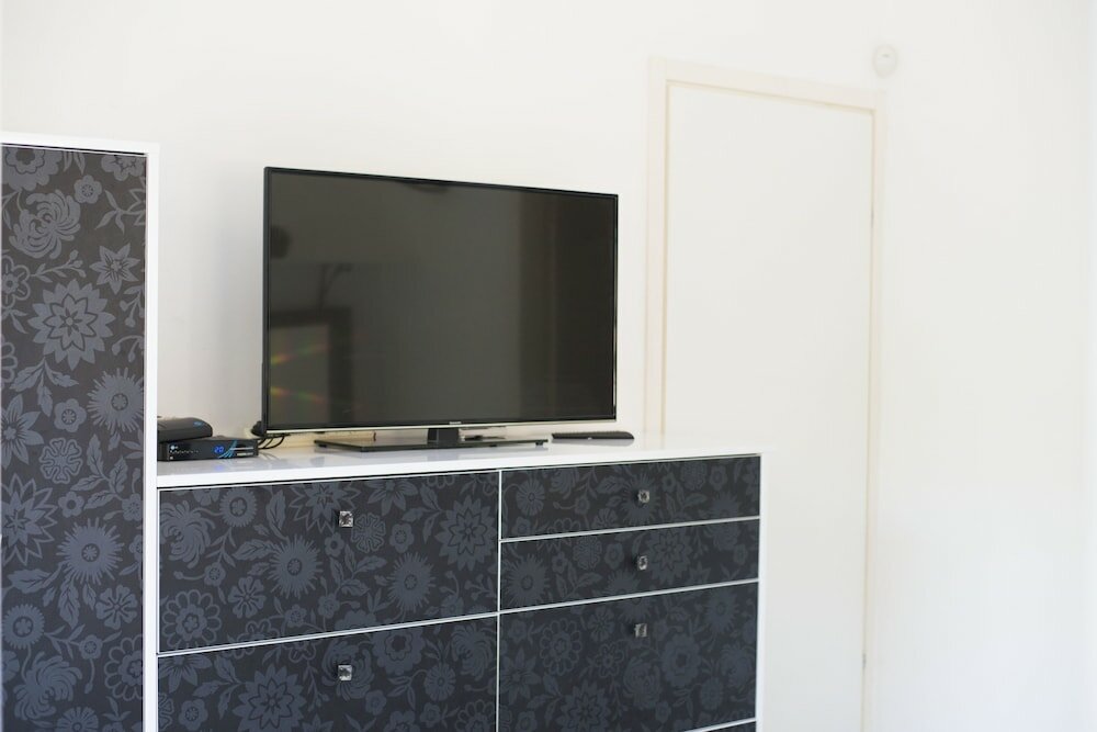 Фото Villa in Tlv with a Big Yard and Pool