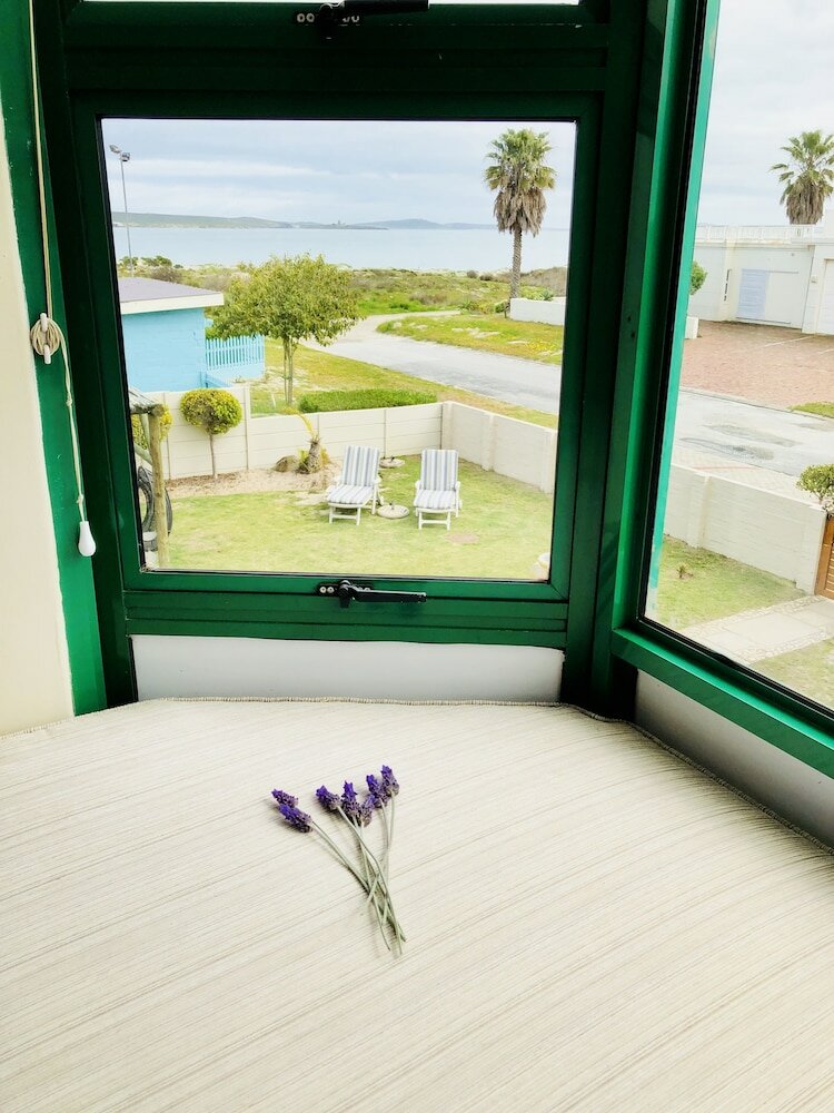 Фото Sandra's Guest House