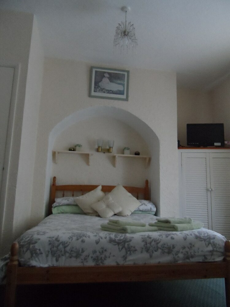 Фото St Martin's Guest House