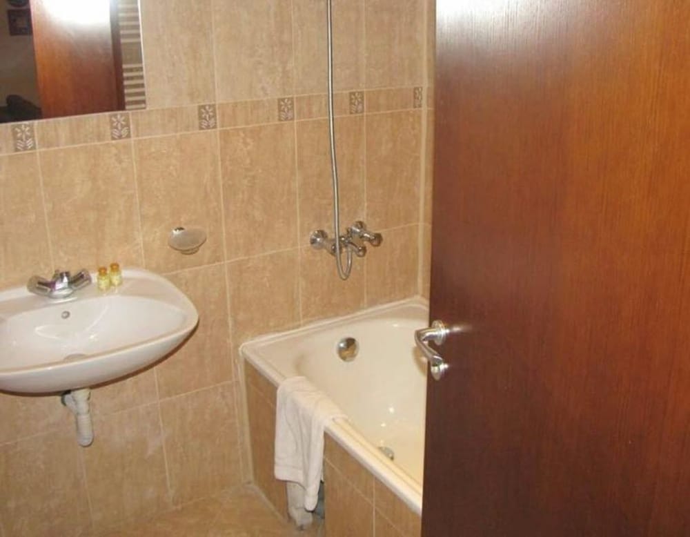 Фото Edelweiss Inn Aparthotel Bansko