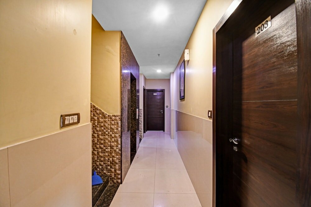 Фото Townhouse 727 Hotel The Platinum