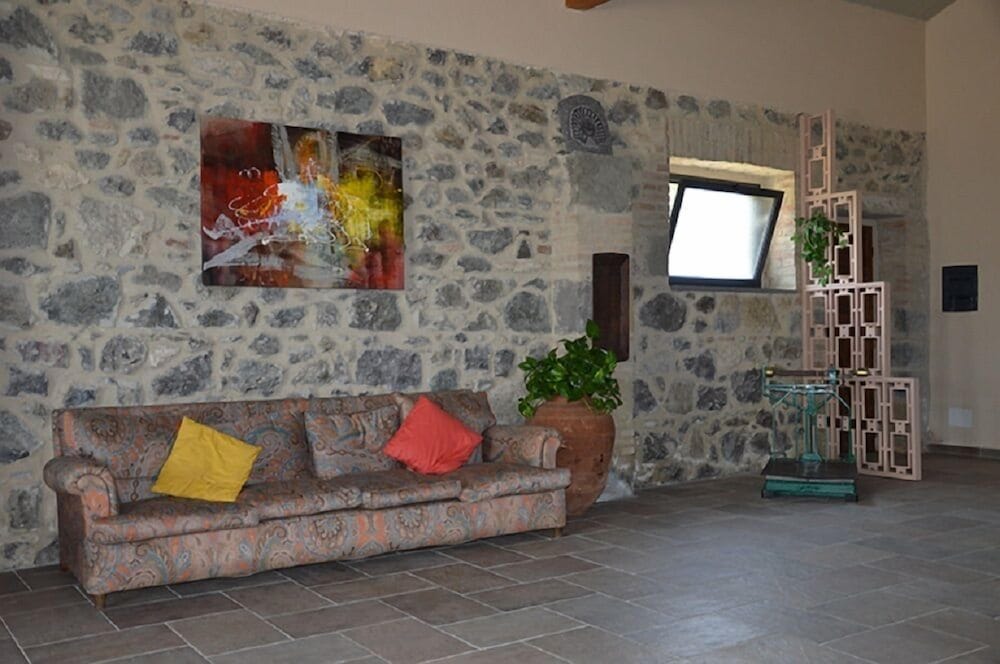 Фото Tenuta Di Pontesodo