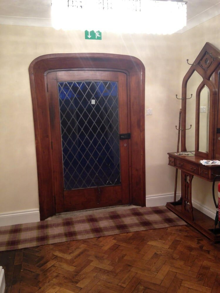 Фото Whitethorn Bed and Breakfast