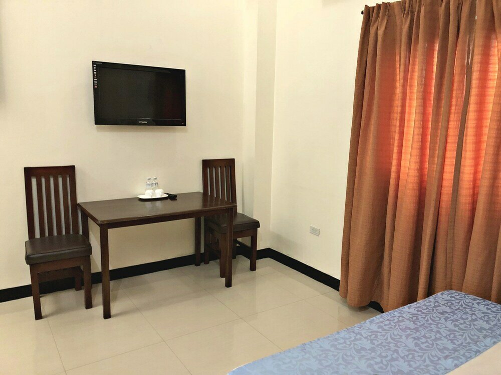 Фото Knights Ko Suites