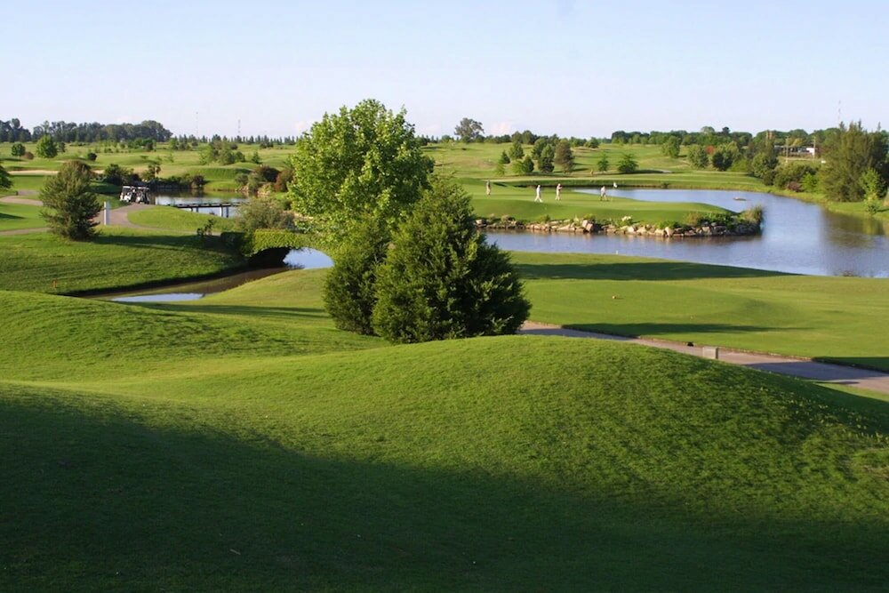 Фото Hilton Pilar