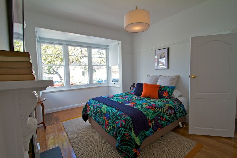 Фото Strahan House