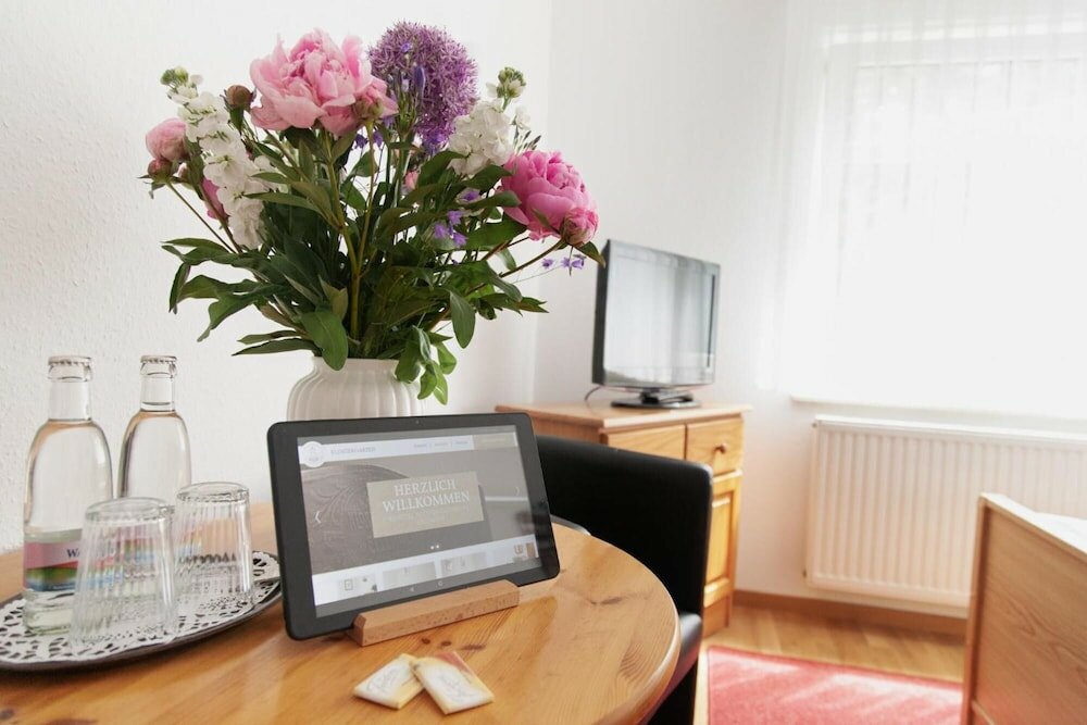 Фото Hotel Klostergarten