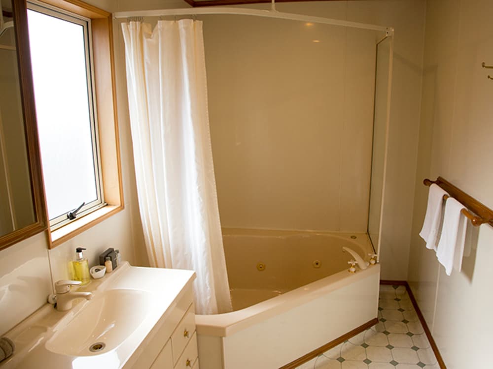 Фото Asure Chelsea Gateway Motor Lodge