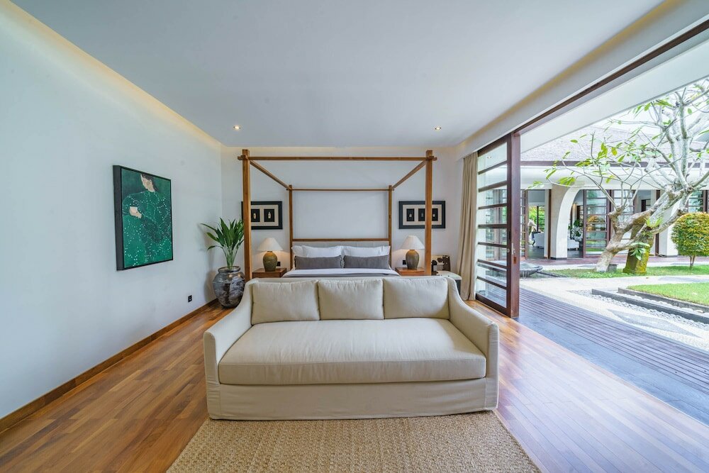 Фото Villa Karishma