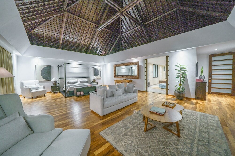 Фото Villa Karishma