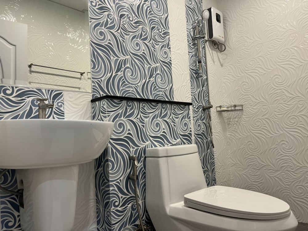 Фото Anwari Hotel