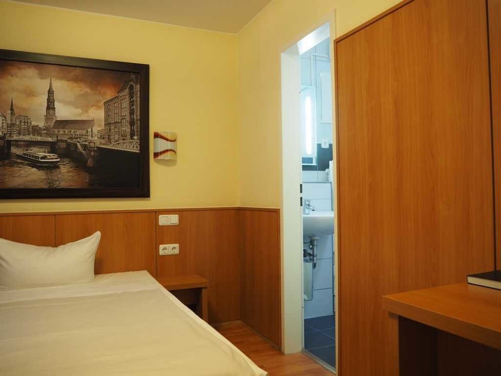 Фото Altan Hotel