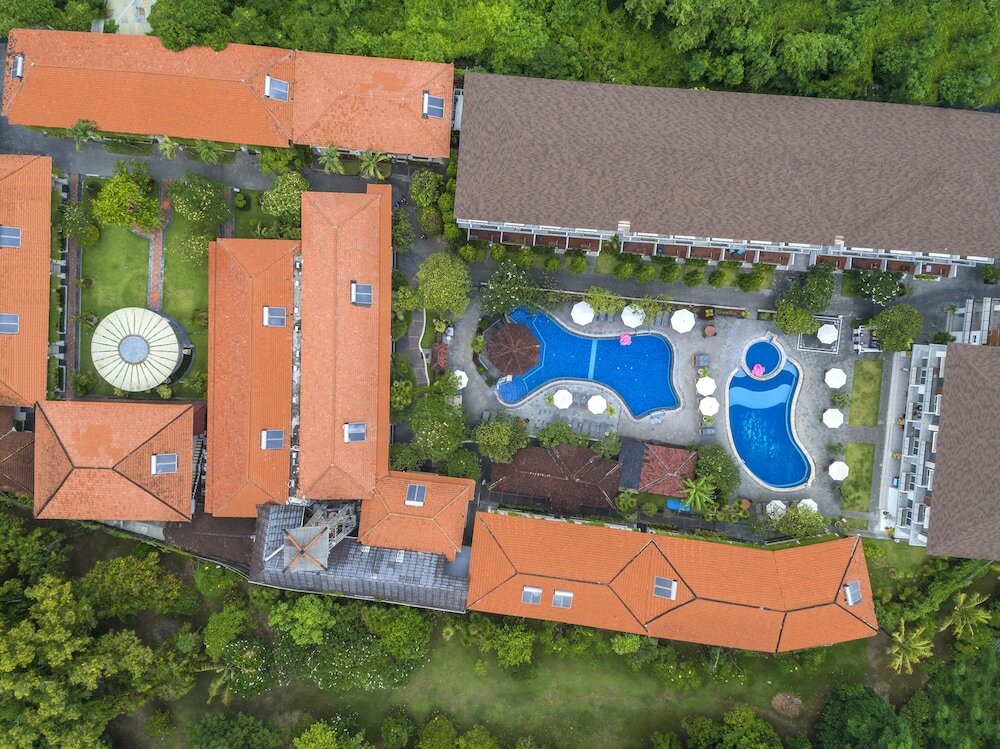 Фото Kuta Beach Club Hotel