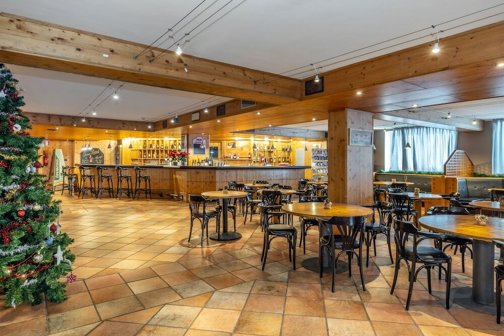 Фото Hotel Piandineve