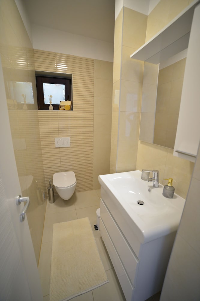 Фото Oasis Premium Primosten