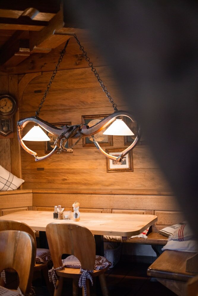 Фото Hotel Schwarzer Adler