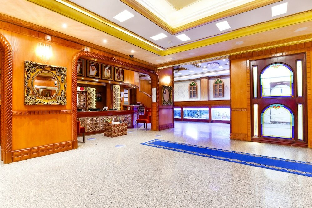 Фото Oyo 125 Moon Plaza Hotel