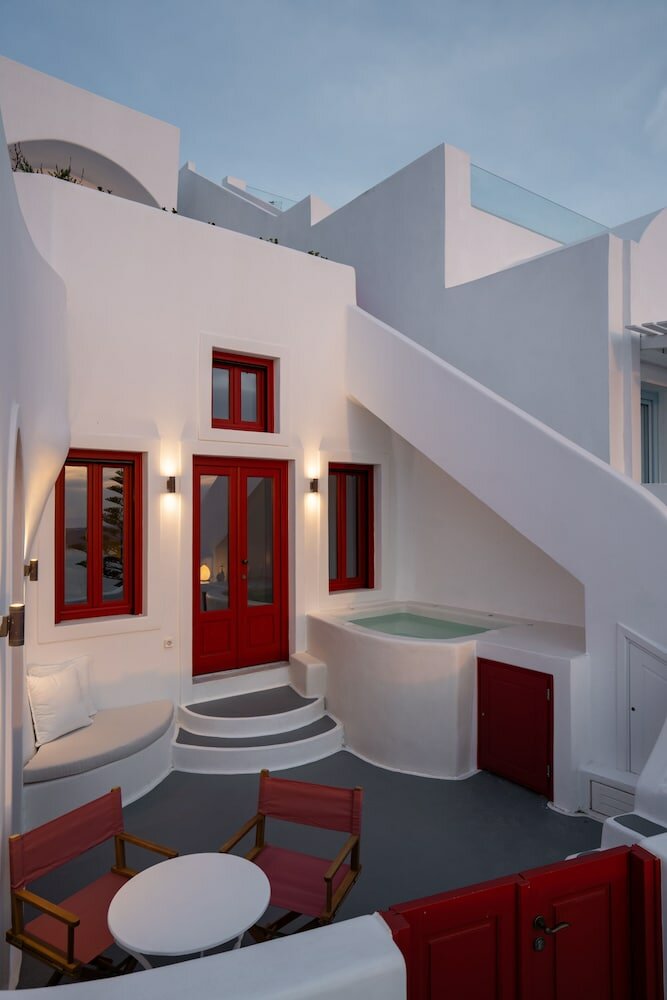 Фото Serendipity Cliffside Villa & Suites