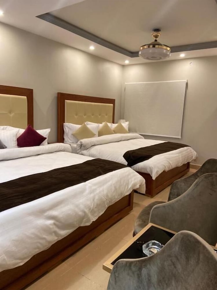 Фото Grand luxury Hotel