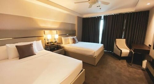 Гостиница The Plaza Lodge Baguio в Багио