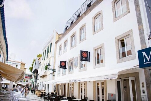 Гостиница Kavia Hotel do Largo в Кашкайше