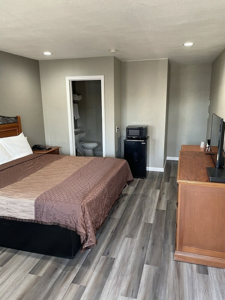 Фото Villa Court Inn Oroville