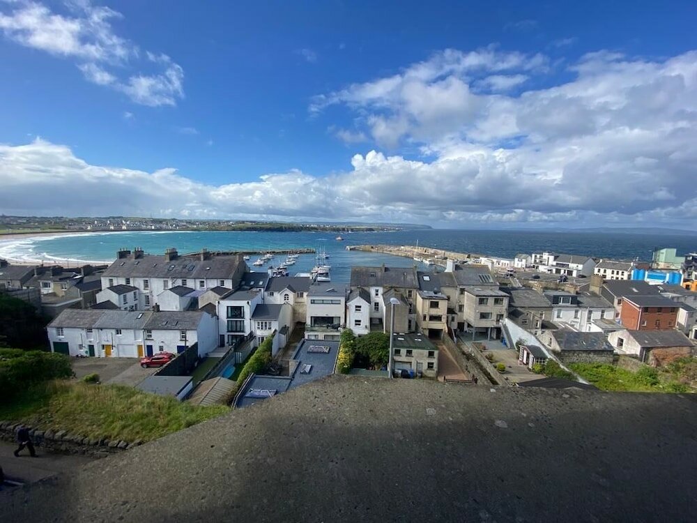 Фото Portrush Penthouse Stunning Harbour & Atlantic Views