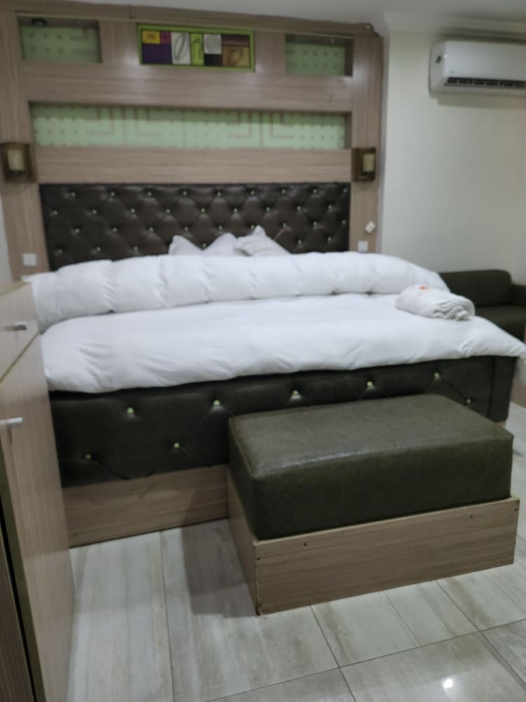 Фото Kelin Hotel & Suite