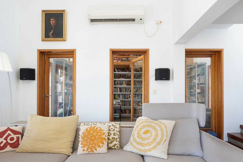 Фото Secret Garden by Tlv2rent