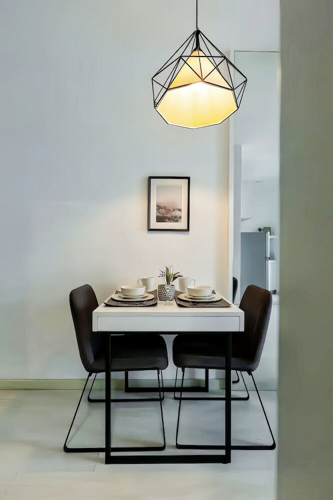 Фото Straits Garden Suites Georgetown