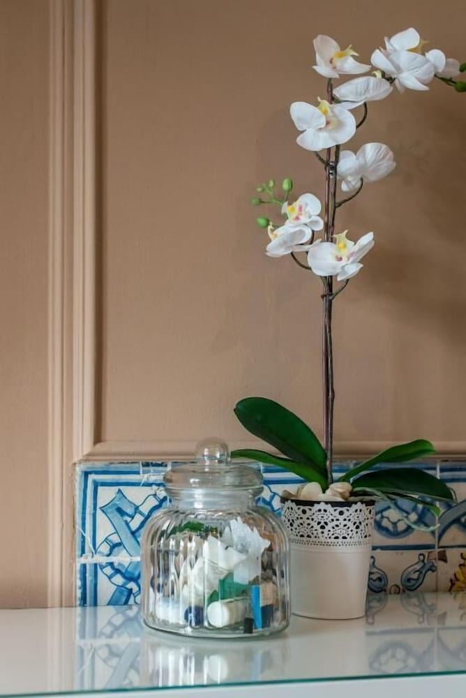 Фото Ph Downtown Suites