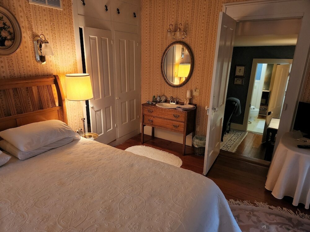 Фото Hawthorne Inn