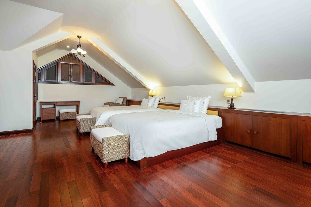 Фото Luxury Danang Beach Pool Villa