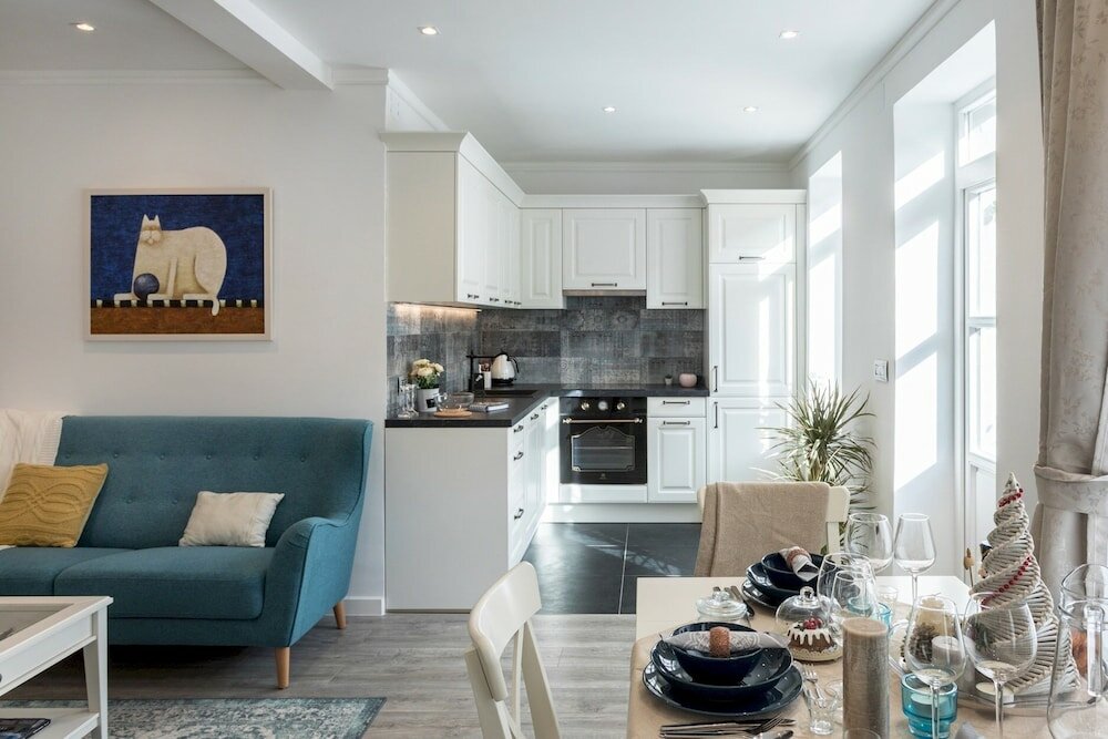 Фото Modern 2bdr Loft in Old Town - Best Location