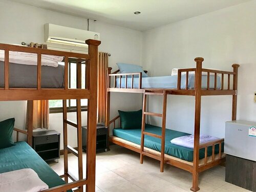 Гостиница Hiranyika Cafe and Bed в Самуи