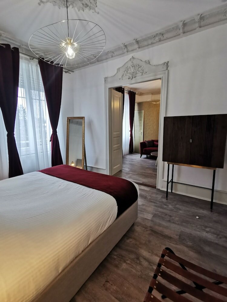 Фото Colmar Suites