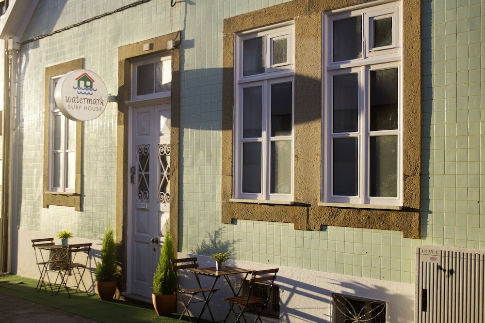 Фото Watermark Surf House Espinho
