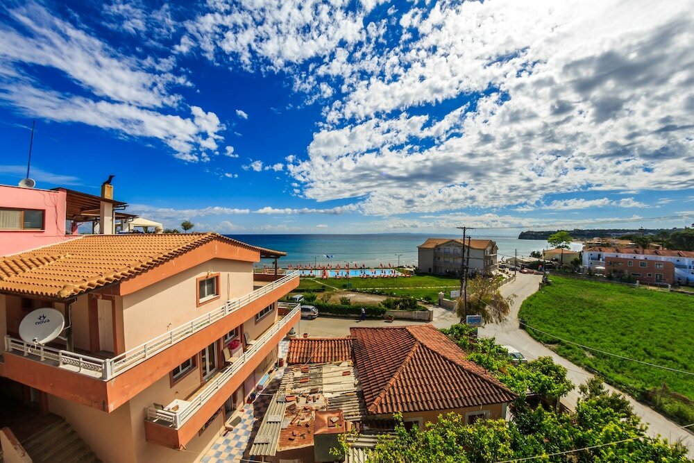 Фото Porto Planos Beach Hotel