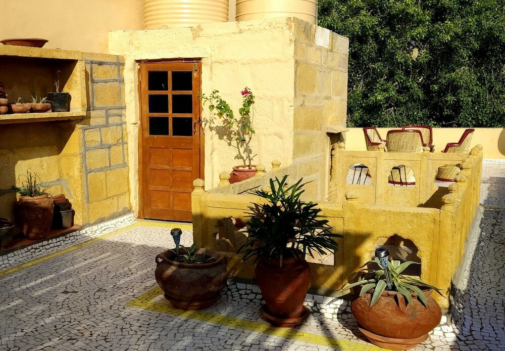 Фото Moustache Hamari Haveli