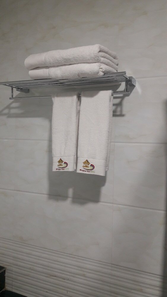 Фото Mingalar Thiri Hotel