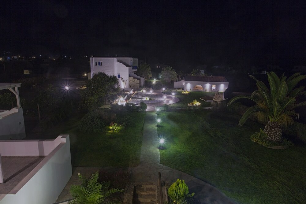 Фото Dolphin Kastraki Studios