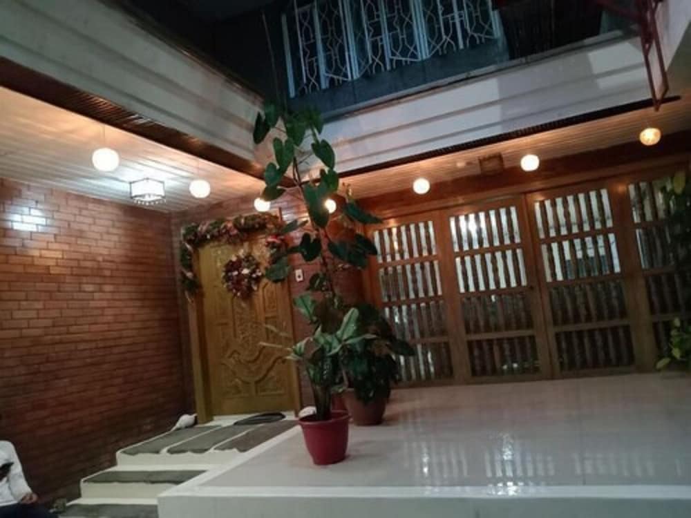 Фото 1888 Staycation Inn by Cocotel