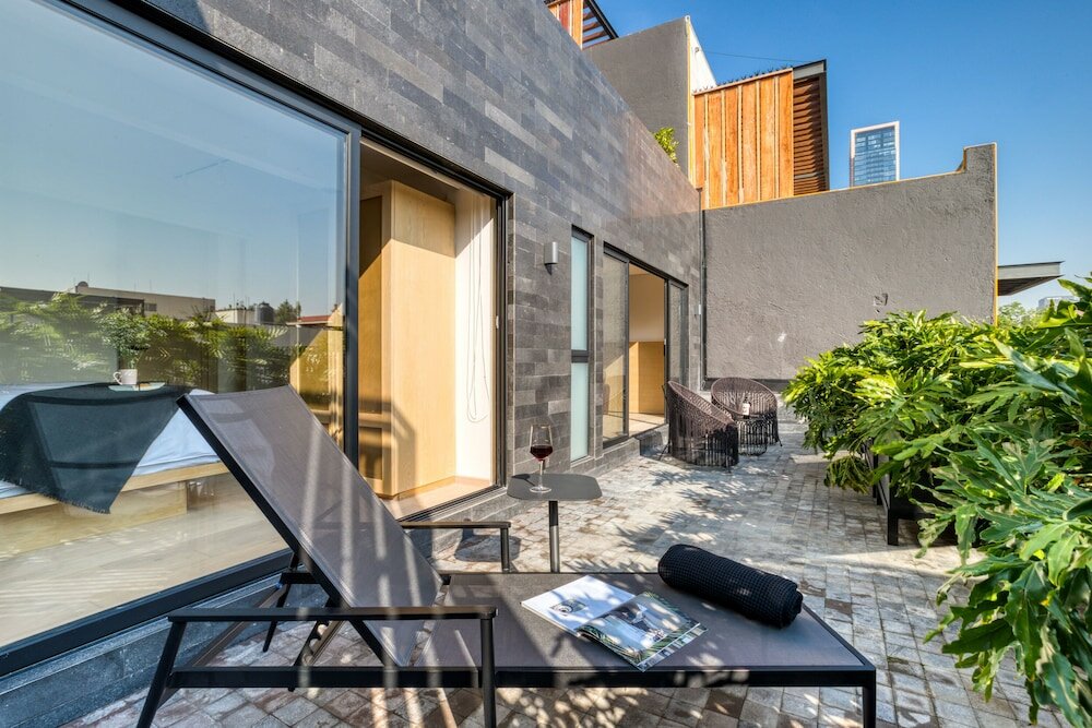 Фото Uliv Poe 240