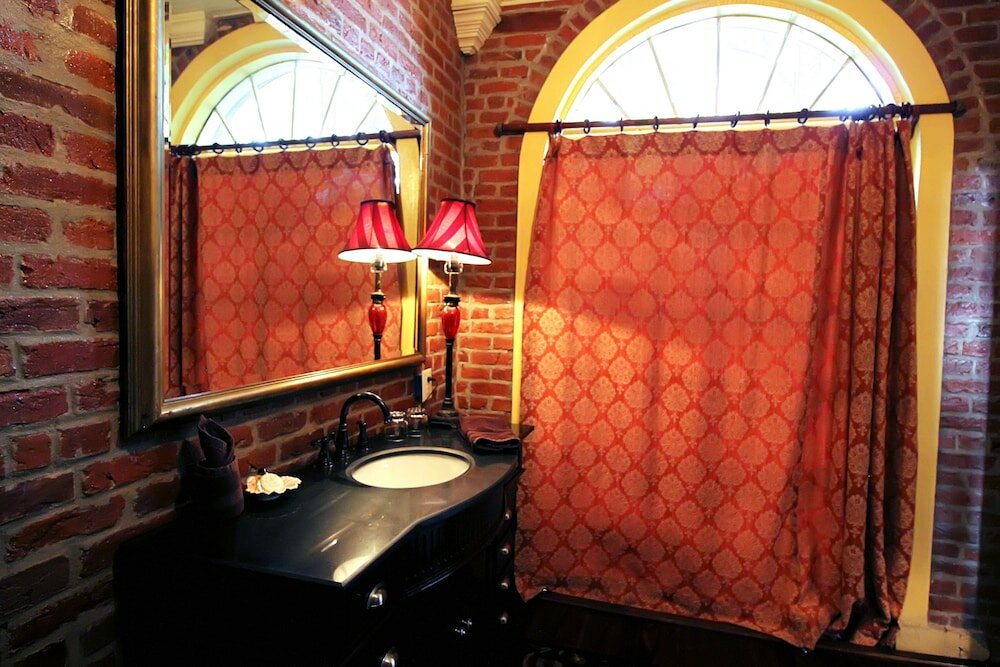 Фото The Olivier House Hotel