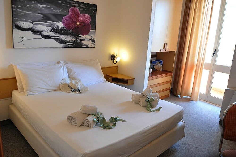 Фото Hotel Colibrì