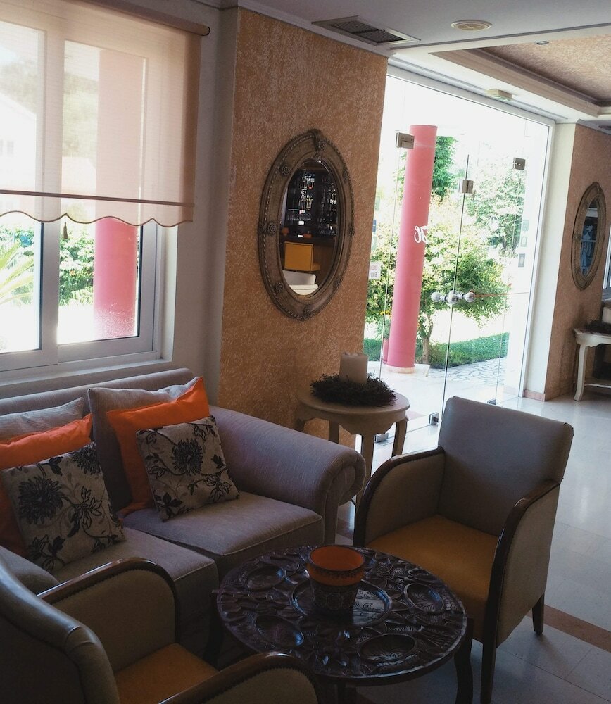 Фото Damia Hotel