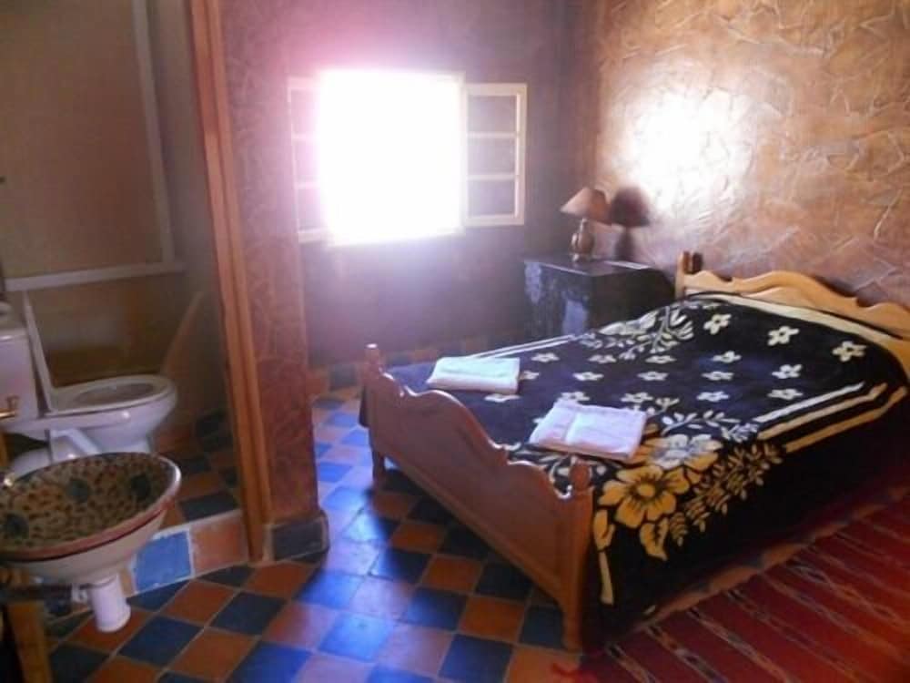 Фото Complexe Collier D'Ambre