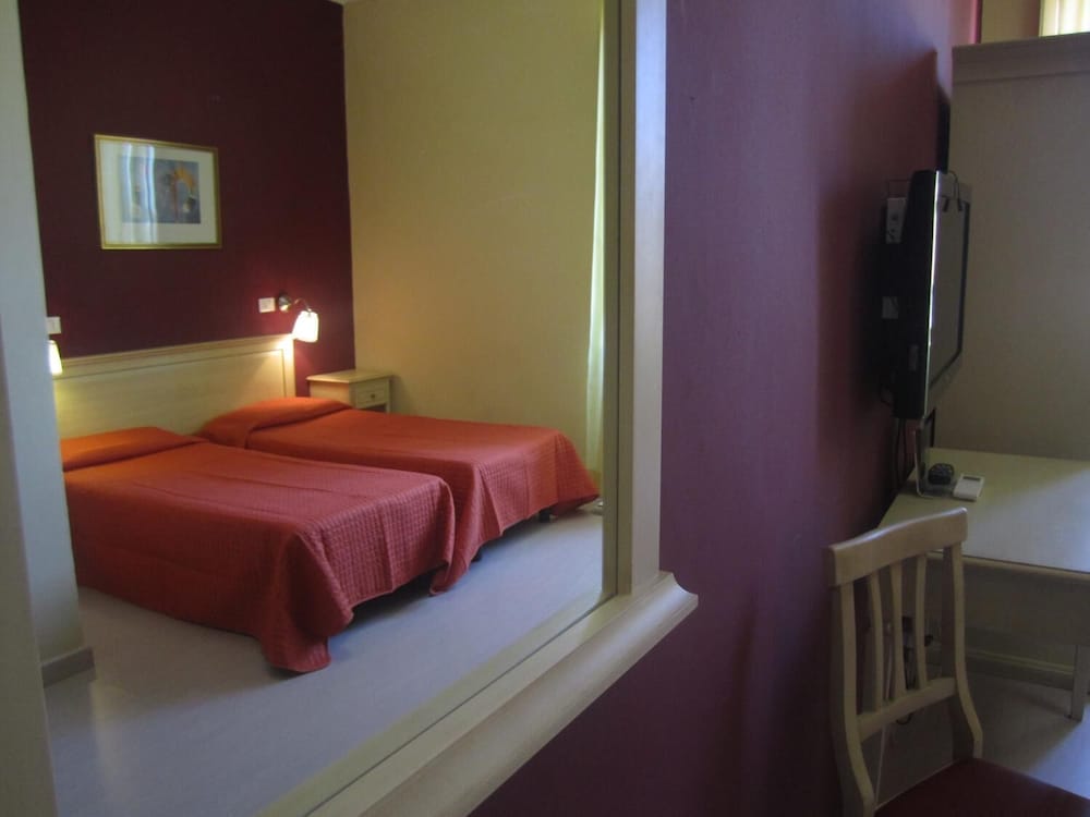 Фото Hotel Genzianella